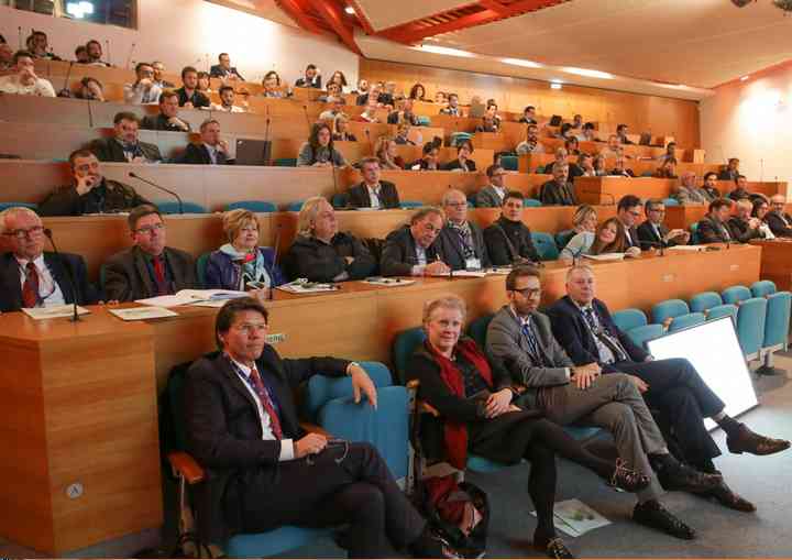 CONFERENCE, BUILD & CONNECT buildandconnect_pl011